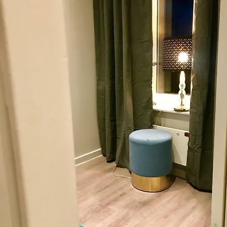 公寓 Cosy And Central/newly Renovated With Amenities *
